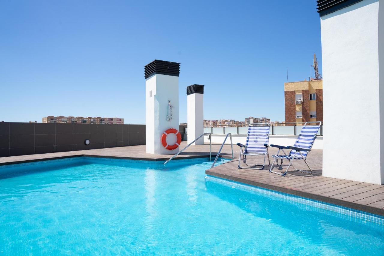 Central Premium Pool Terrace New Малага Экстерьер фото